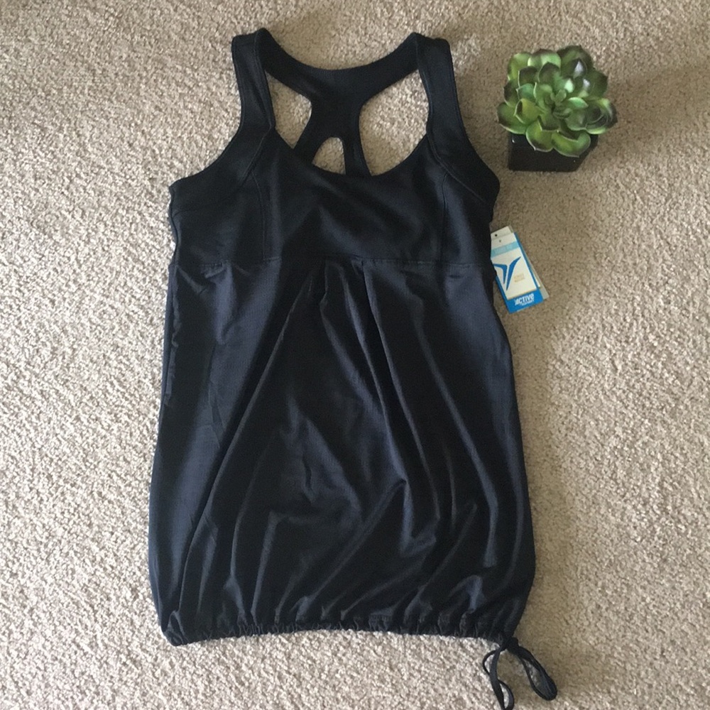 Old Navy Black athletic top with built in bra